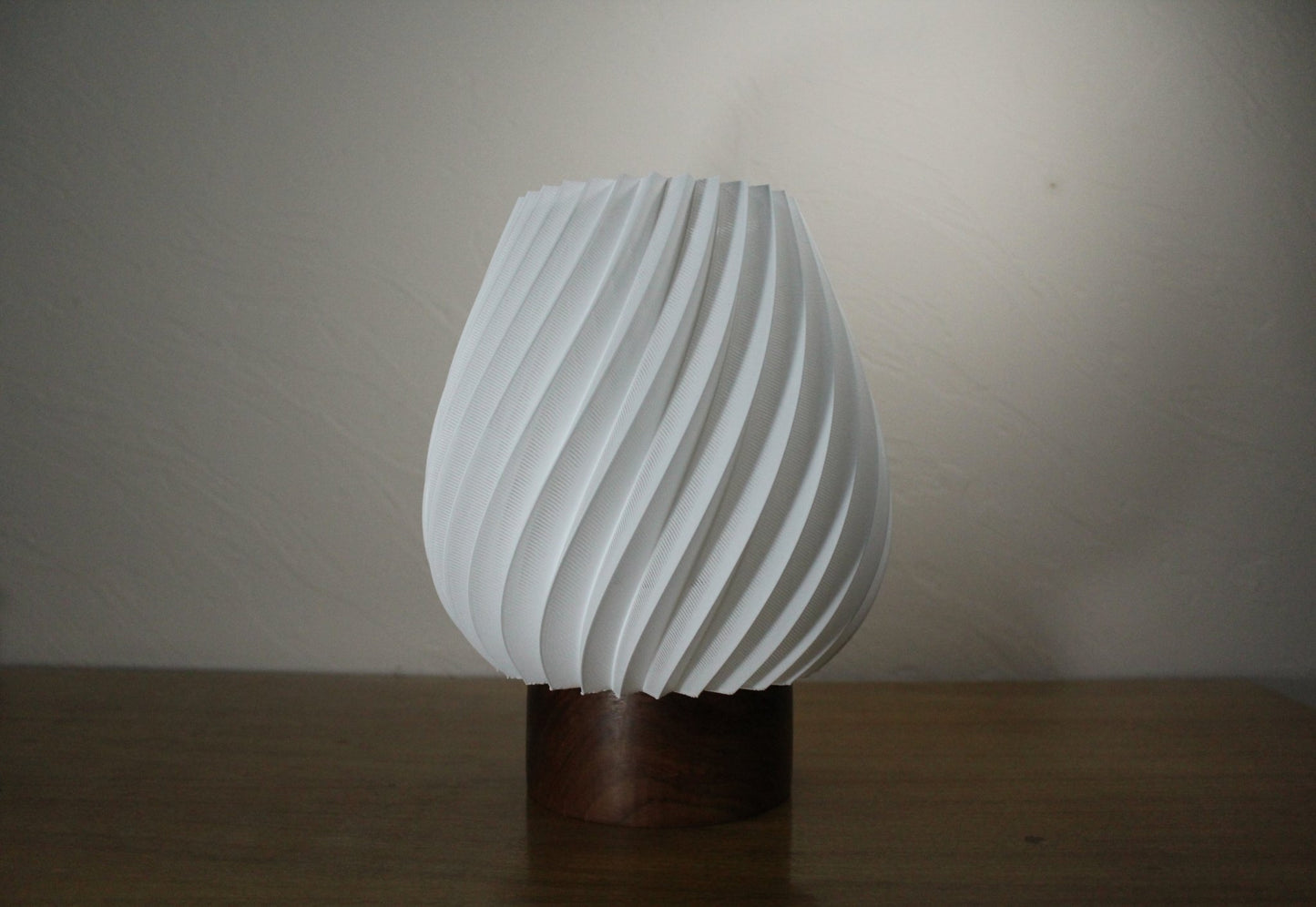 Hazel - Home Decor Luxury Lamp | Rivelle - Stratified 3D