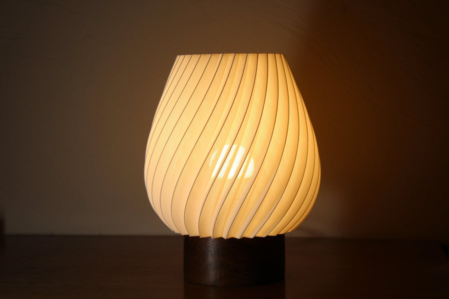 Hazel - Home Decor Luxury Lamp | Rivelle - Stratified 3D