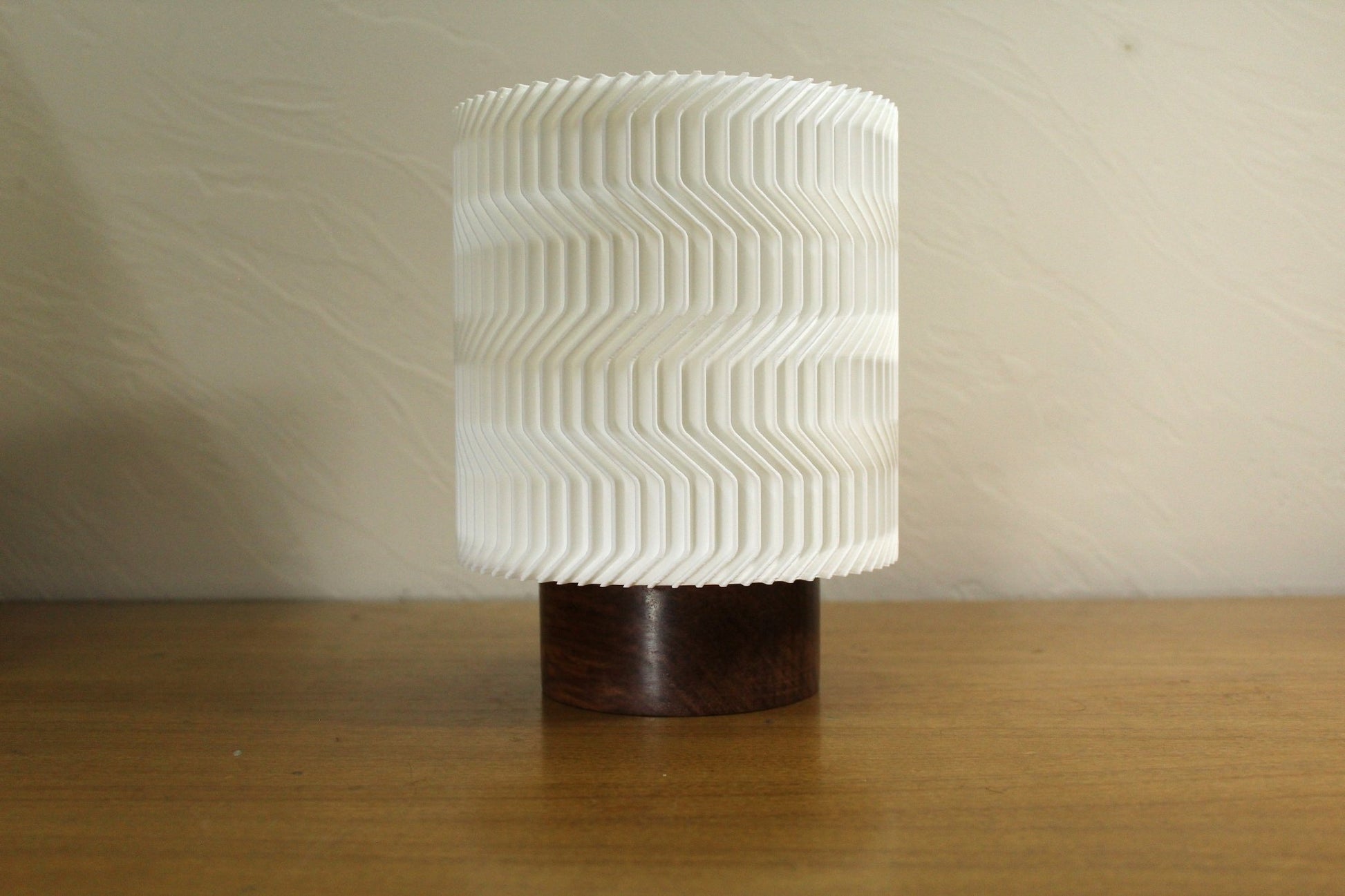 Wavy - Home Decor Luxury Lamp | Rivelle - Stratified 3D
